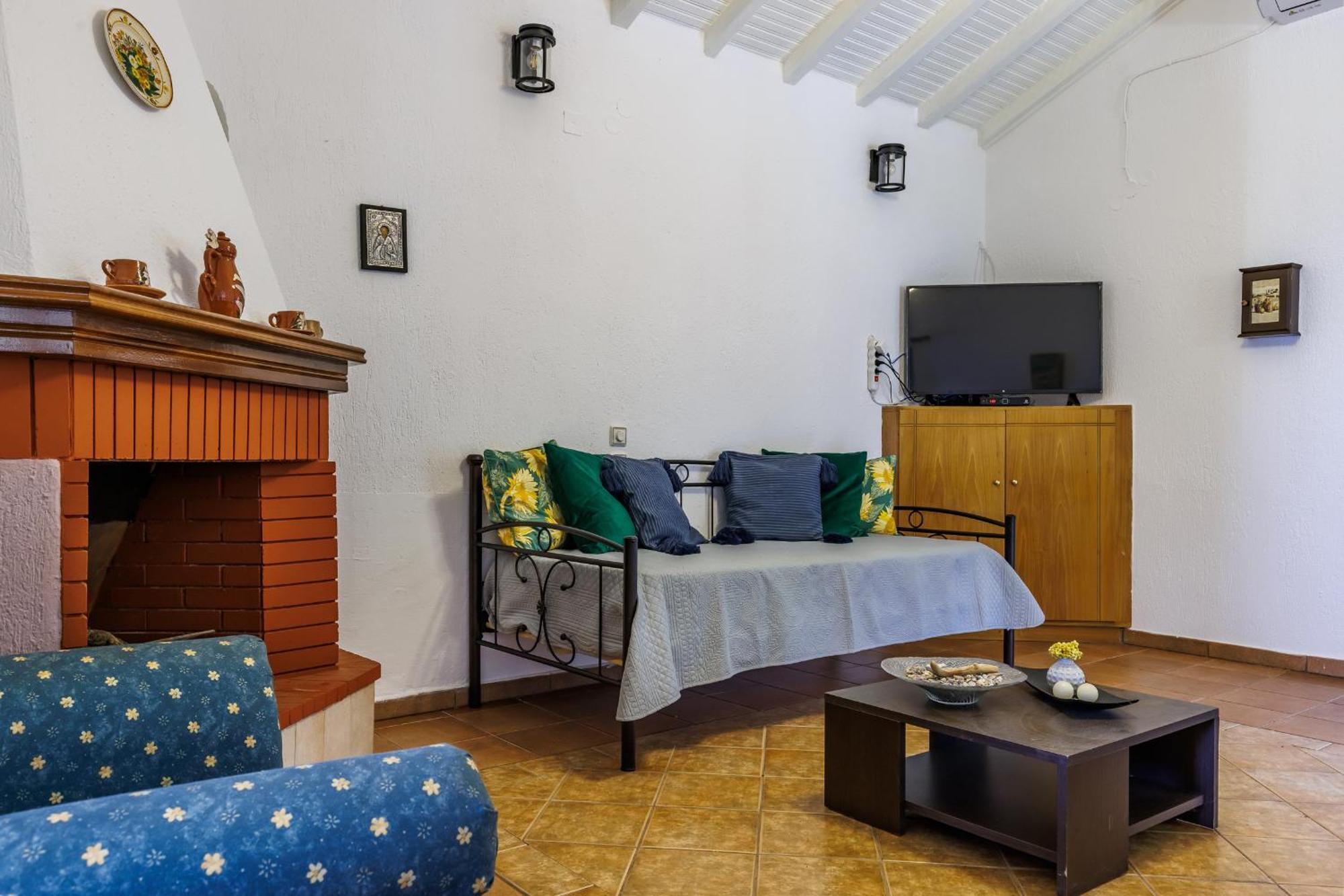 Nerissa Cottage - Skopelos Glossa Atheato Eksteriør billede