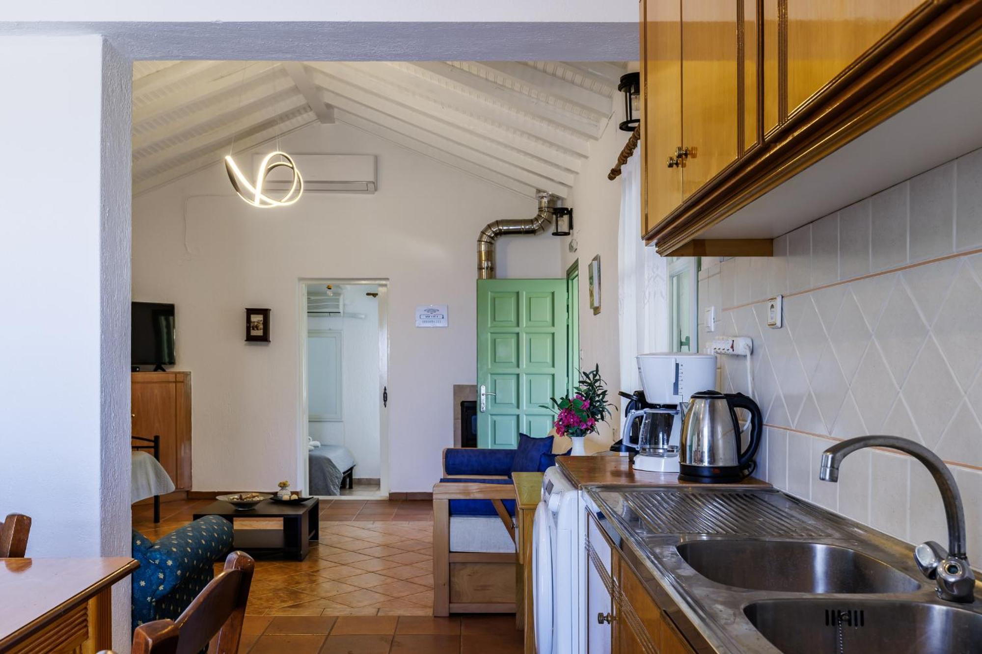 Nerissa Cottage - Skopelos Glossa Atheato Eksteriør billede