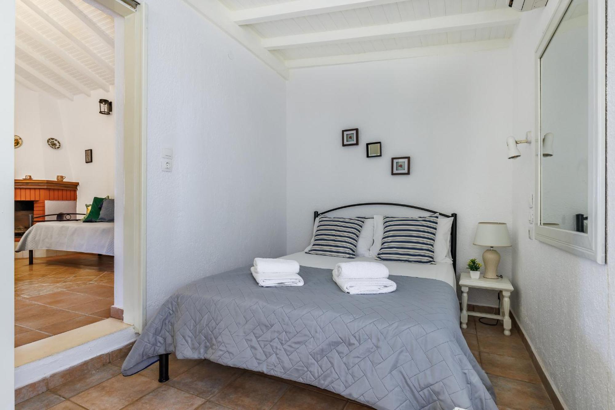 Nerissa Cottage - Skopelos Glossa Atheato Eksteriør billede